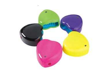 PORCELANA Smart Touch UV LED Mini secador de uñas en forma de corazón con batería con luz de uñas portátil proveedor