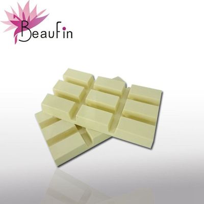 Vaso caliente de película chocolate blanco 500 gramos en la bandeja proveedor